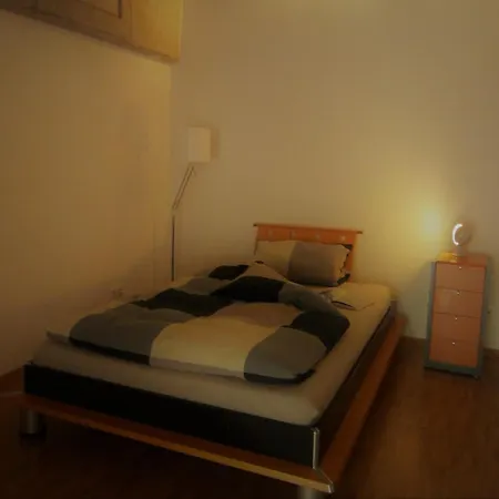 K9 Apartment *